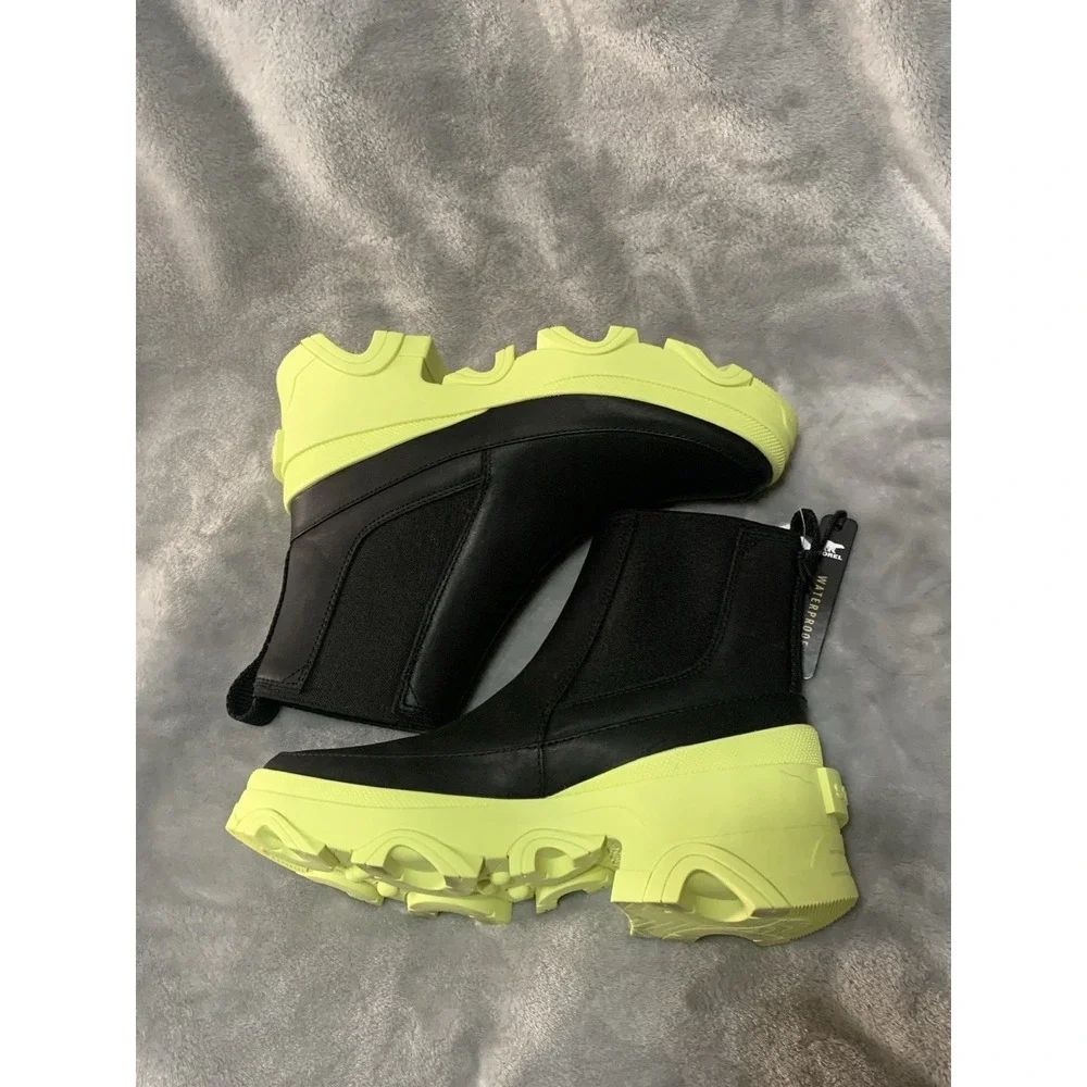 Sorel Brex Chelsea Boots Black Leather Size 7.5 Neon Green Platform Waterproof